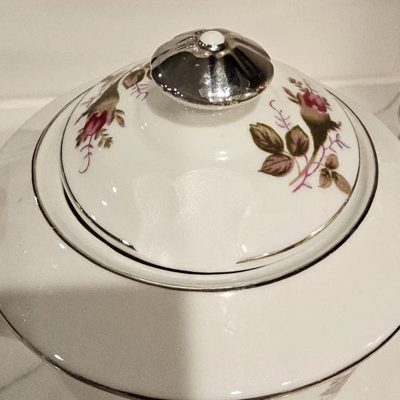 Not for sale Vintage 50s/60s Meiko Tea Rose Floral Tea Set - Picture 6 of 16